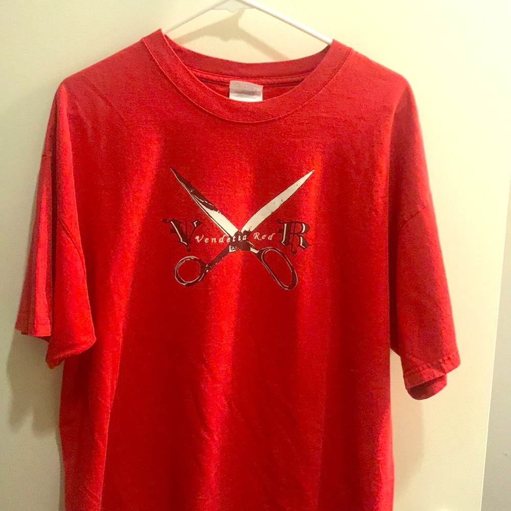 Men’s XL Vendetta Red band t-shirt
